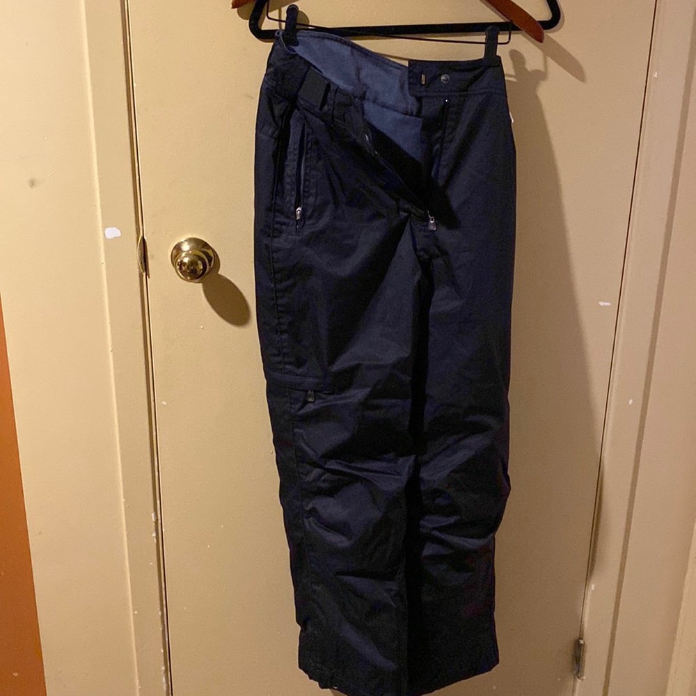 Black snow pants